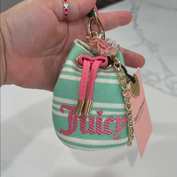 So. Cute JUICY COUTURE Wristlet💗 - Picture 15 of 16